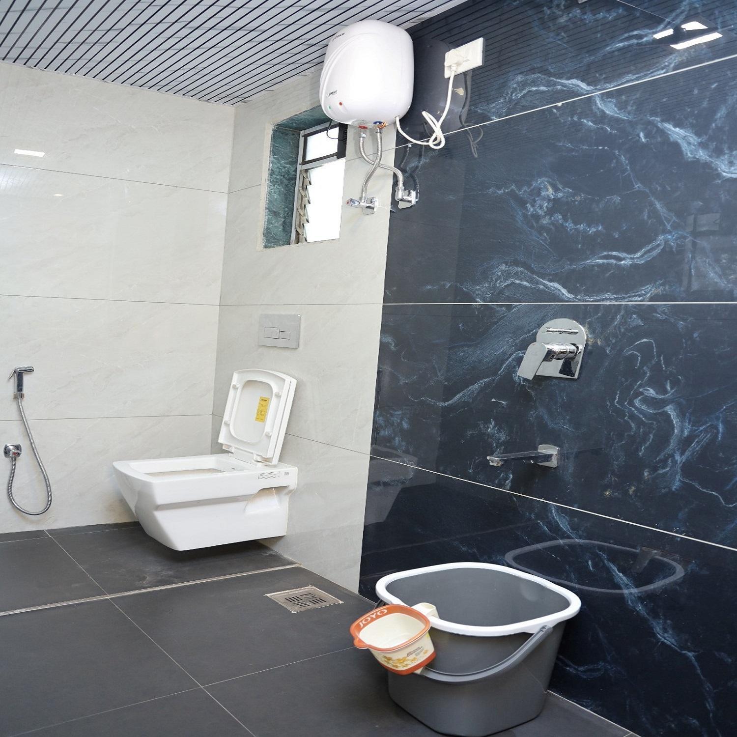 Hotel Satyam Residency ナビムンバイ エクステリア 写真